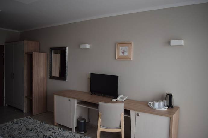 Imagen de la habitación del Hotel Cristiani. Foto 4