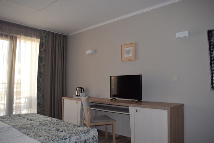 Imagen de la habitación del Hotel Cristiani. Foto 6