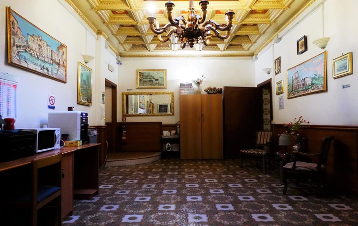 Imagen de los interiores del Hotel Cristina, Castro Pretorio. Foto 10