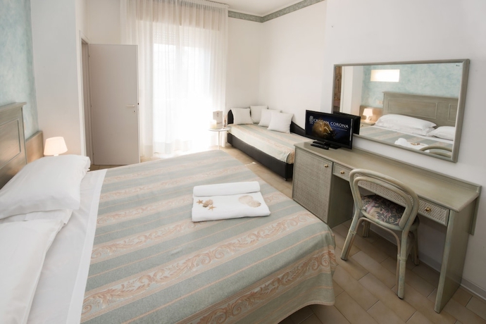 Imagen de la habitación del Hotel Cristina Corona. Foto 1