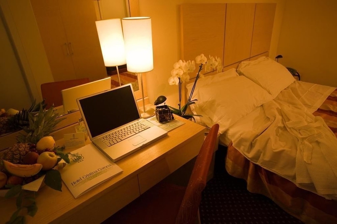 Imagen de la habitación del Hotel Cristina Corona. Foto 2