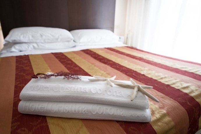 Imagen de la habitación del Hotel Cristina Corona. Foto 15
