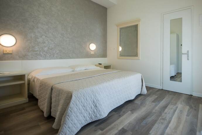 Imagen de la habitación del Hotel Cristina, Lido Di Jesolo. Foto 17