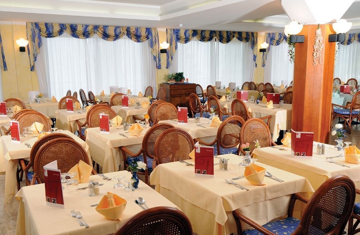 Imagen del bar/restaurante del Hotel Cristina, Limone sul Garda. Foto 2