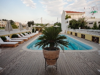Imagen de la piscina del Hotel Cristina Maris. Foto 15