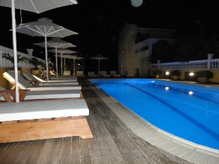 Imagen de la piscina del Hotel Cristina Maris. Foto 16