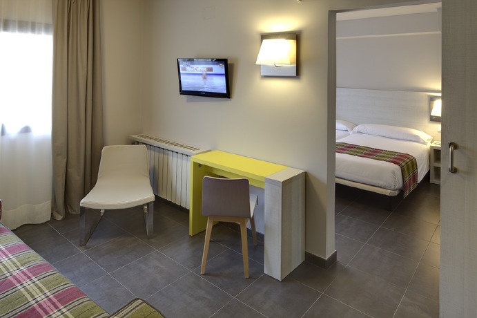 Imagen general del Hotel Cristina, Pas de la Casa. Foto 2