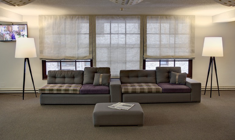 Imagen de los interiores del Hotel Cristina, Pas de la Casa. Foto 17