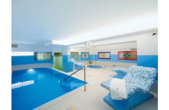 Imagen de la piscina del Hotel Cristina, Rocca San Giovanni. Foto 15