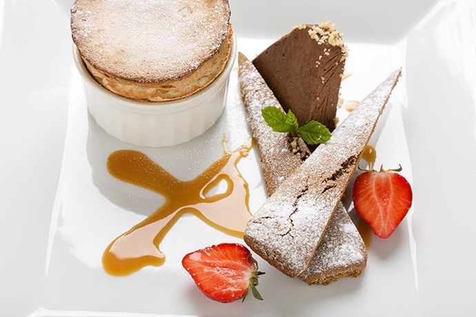 Imagen del bar/restaurante del Hotel Cristina, ST Peter. Foto 10