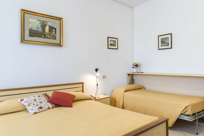 Imagen de la habitación del Hotel Cristina, San Rocco di Piegara. Foto 15