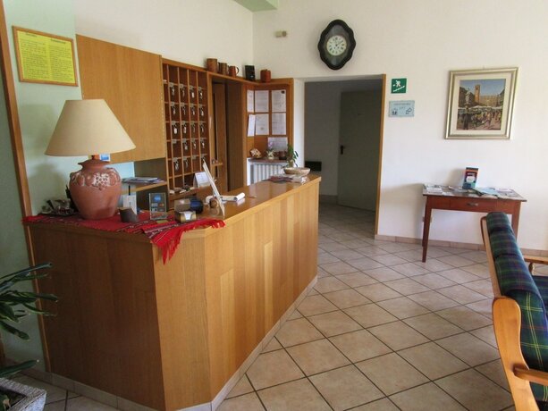 Imagen general del Hotel Cristina, San Rocco di Piegara. Foto 9