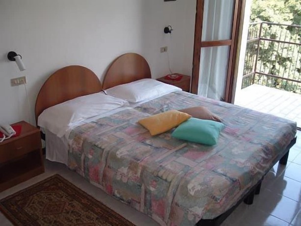 Imagen general del Hotel Cristina, San Rocco di Piegara. Foto 13
