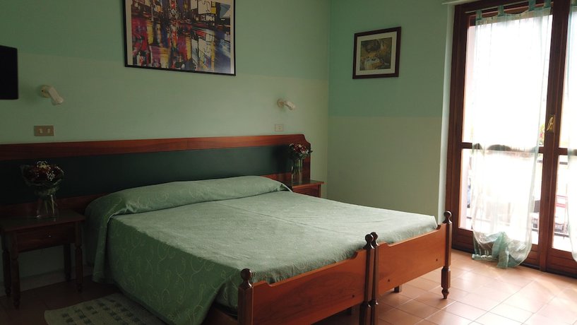 Imagen de la habitación del Hotel Cristina, Verrayes. Foto 6