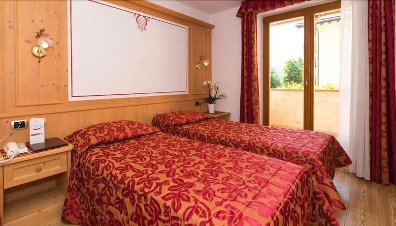 Imagen de la habitación del Hotel Cristina Wellness Relax. Foto 2