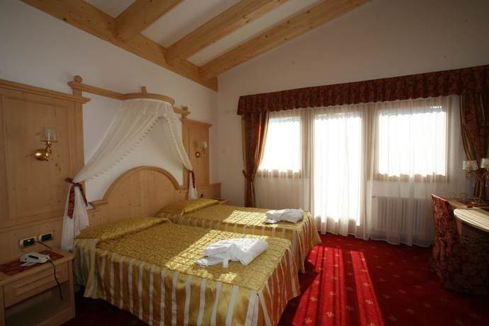 Imagen de la habitación del Hotel Cristina Wellness Relax. Foto 8