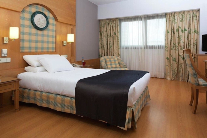 Imagen de la habitación del Hotel Cristina by Tigotan. Foto 8