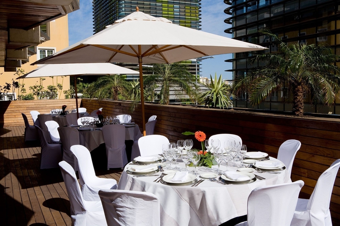Imagen del bar/restaurante del Hotel Cristina by Tigotan - Solo Adultos. Foto 4