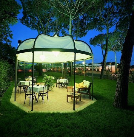 Imagen de los exteriores del Hotel Cristoforo Colombo, Roma. Foto 5