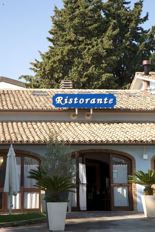 Imagen del bar/restaurante del Hotel Cristoforo Colombo, Sbrozzola. Foto 2