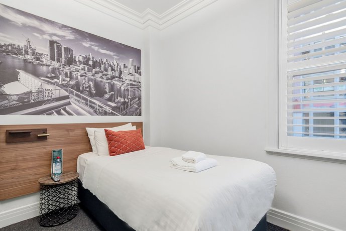 Imagen de la habitación del Hotel Criterion Sydney. Foto 6