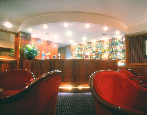 Imagen del bar/restaurante del Hotel Crivi's. Foto 2