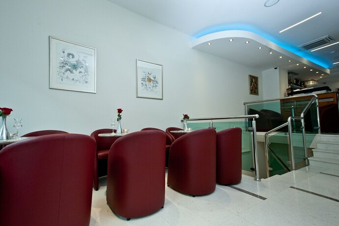 Imagen del bar/restaurante del Hotel Croatia, Zagreb. Foto 5