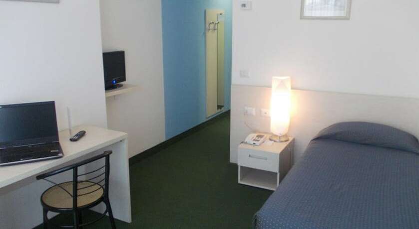 Imagen de la habitación del Hotel Croce Bianca, Bagnella. Foto 14