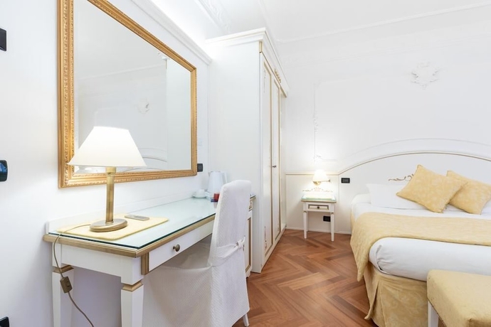 Imagen de la habitación del Hotel Croce Bianca, Hodegart. Foto 9