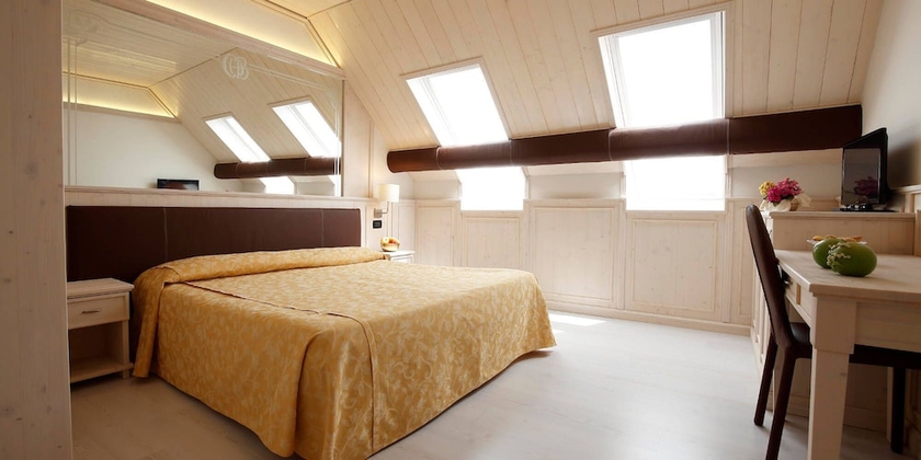 Imagen de la habitación del Hotel Croce Bianca, Hodegart. Foto 16