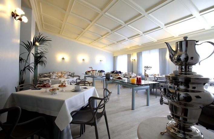 Imagen del bar/restaurante del Hotel Croce Bianca, Hodegart. Foto 6