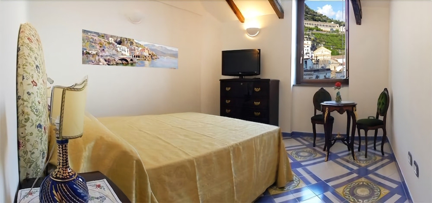 Imagen de la habitación del Hotel Croce Di Amalfi. Foto 6