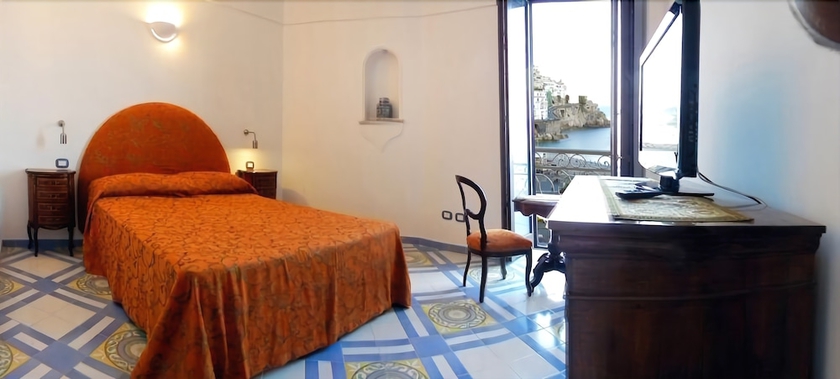 Imagen de la habitación del Hotel Croce Di Amalfi. Foto 12