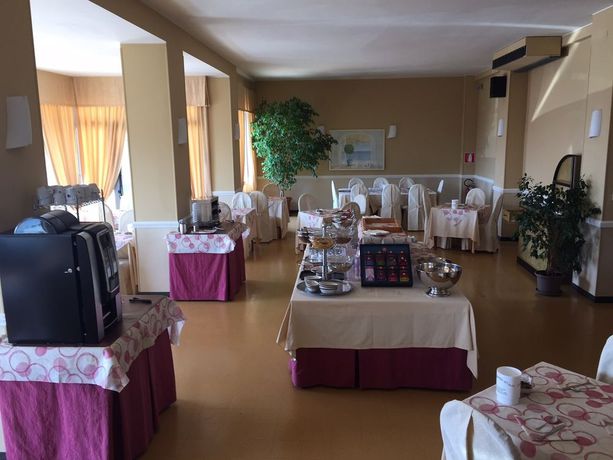 Imagen del bar/restaurante del Hotel Croce Di Malta, IMPERIA. Foto 4