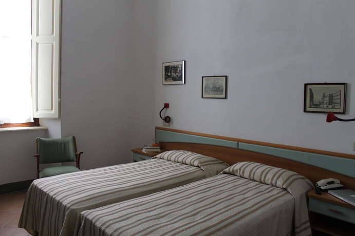 Imagen de la habitación del Hotel Croce Di Savoia. Foto 9
