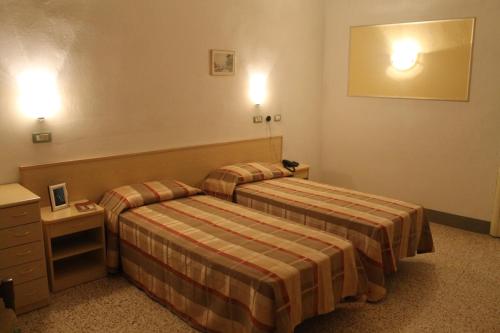 Imagen de la habitación del Hotel Croce di Savoia. Foto 9