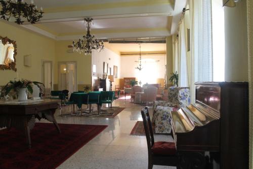 Imagen general del Hotel Croce di Savoia. Foto 6