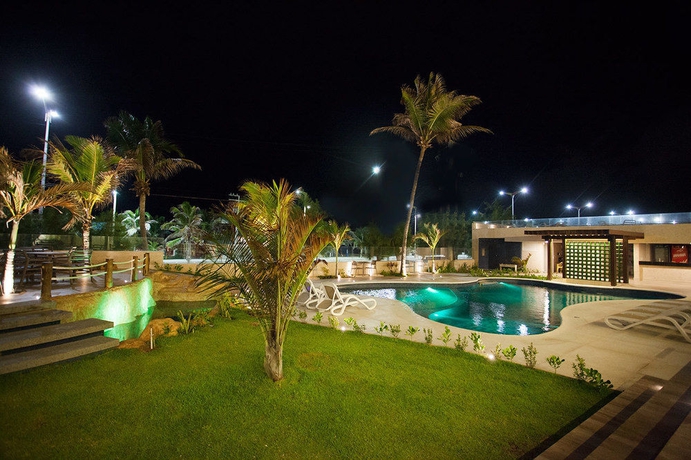 Imagen de la piscina del Hotel Crocobeach. Foto 16