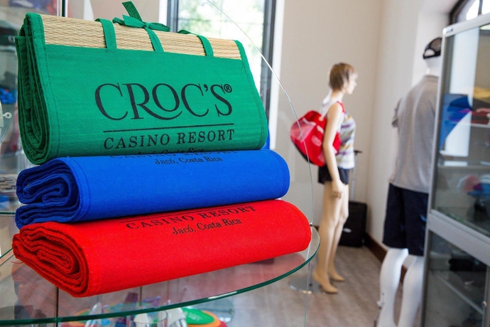 Imagen de los exteriores del Hotel Crocs Resort and Casino. Foto 7