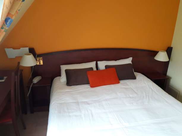 Imagen de la habitación del Hotel Crocus Caen Memorial. Foto 16