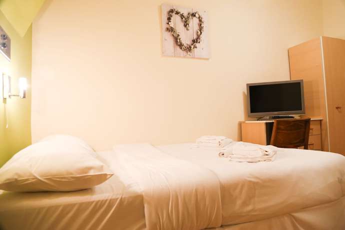 Imagen de la habitación del Hotel Croft. Foto 7
