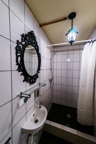 Imagen de la habitación del Hotel Croissant And Bakery. Foto 6