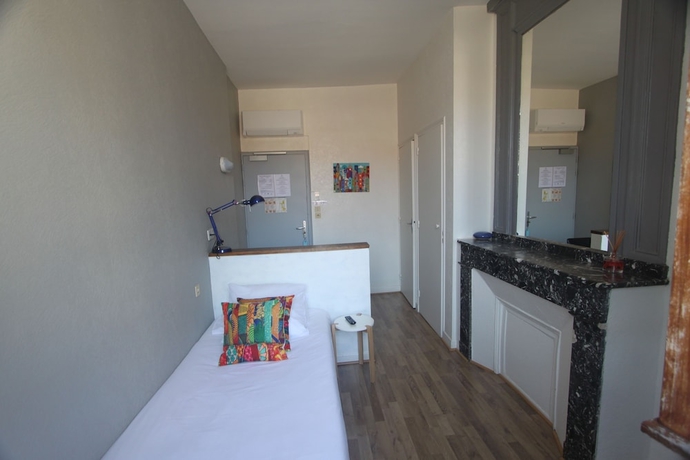 Imagen de la habitación del Hotel Croix Baragnon. Foto 5