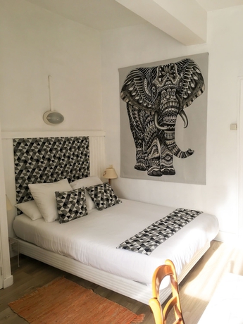 Imagen de la habitación del Hotel Croix Baragnon. Foto 9