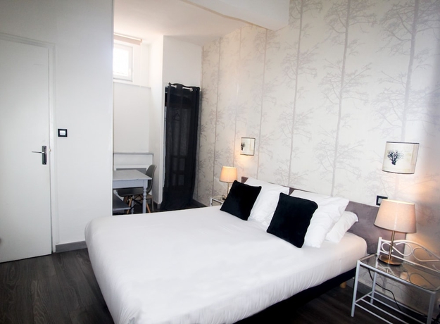 Imagen de la habitación del Hotel Croix Baragnon. Foto 12