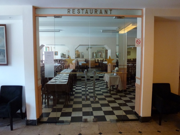 Imagen del bar/restaurante del Hotel Croix Des Nordistes. Foto 5