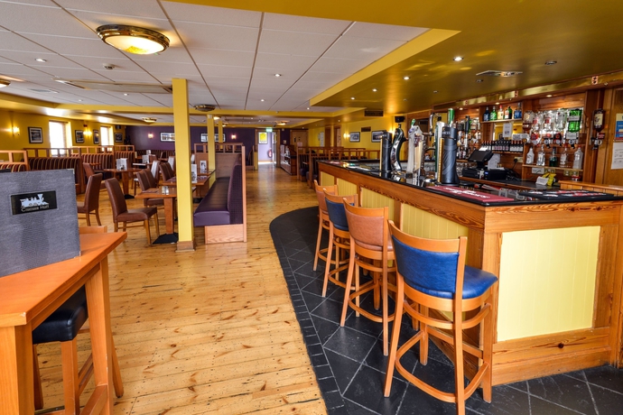 Imagen del bar/restaurante del Hotel Cromore Halt. Foto 8