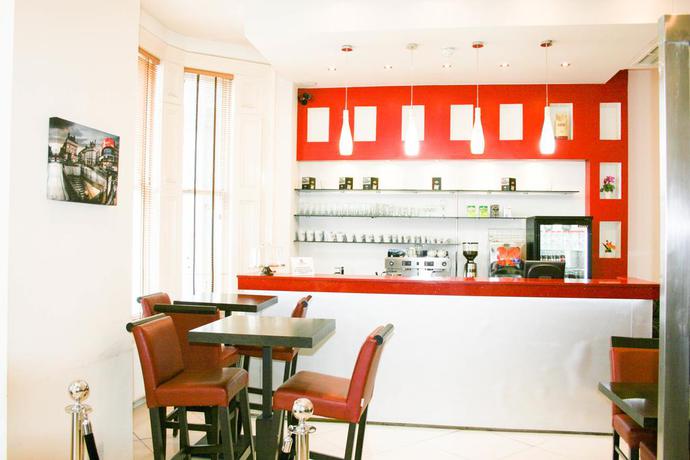 Imagen general del Hotel Cromwell International. Foto 12