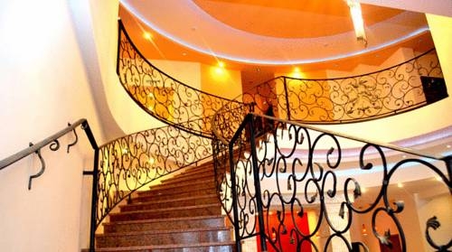 Imagen general del Hotel Cron. Foto 5