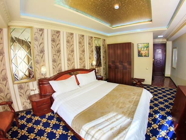 Imagen de la habitación del Hotel Cron Palace Tbilisi. Foto 14